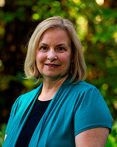Kelli Stajduhar